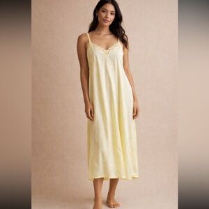 Y2K Sears Full Slip Nightgown Woman 40 XL Yellow Lace Nylon Coquette Dainty NEW